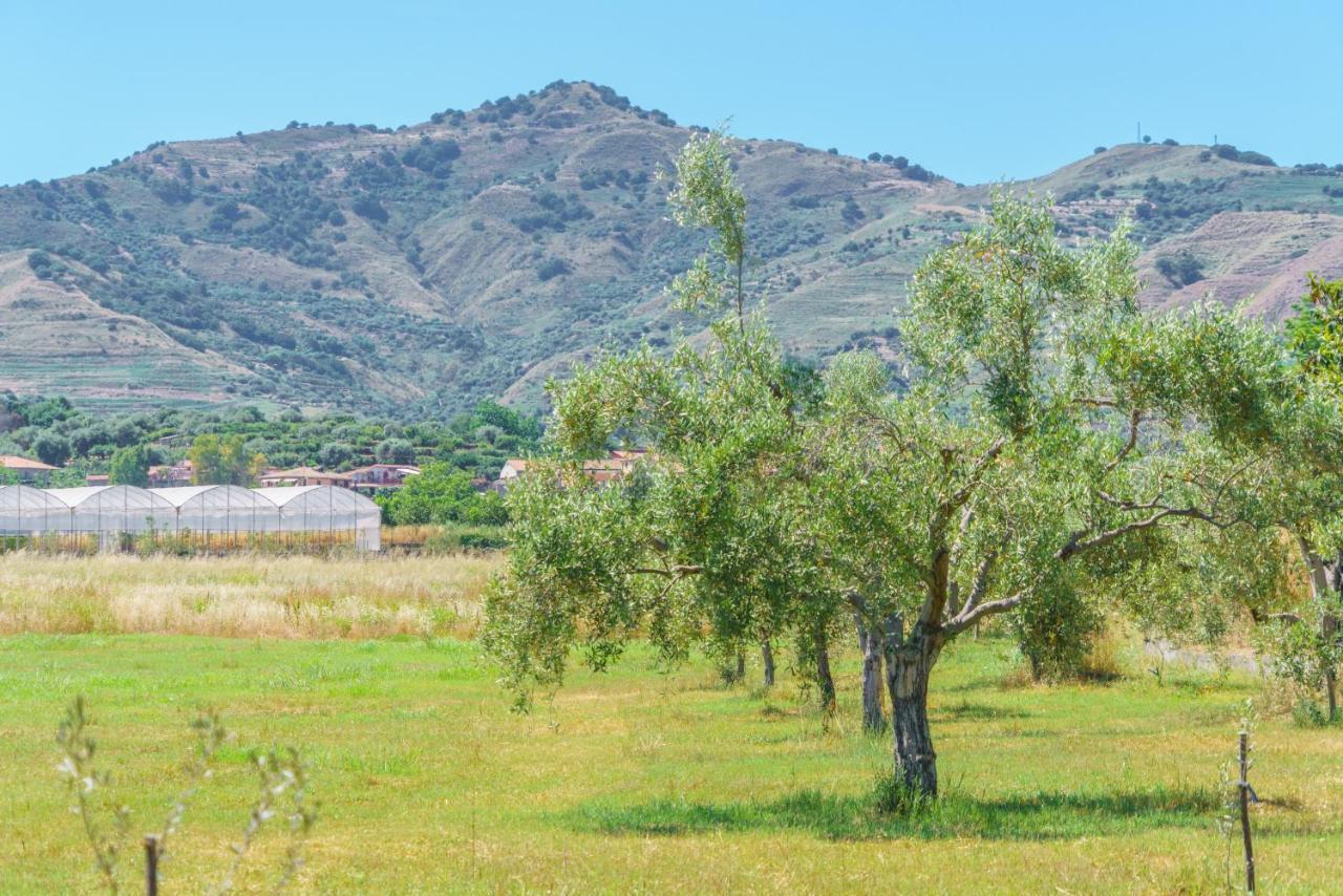 Minissale Farmhouse Calatabiano Bagian luar foto