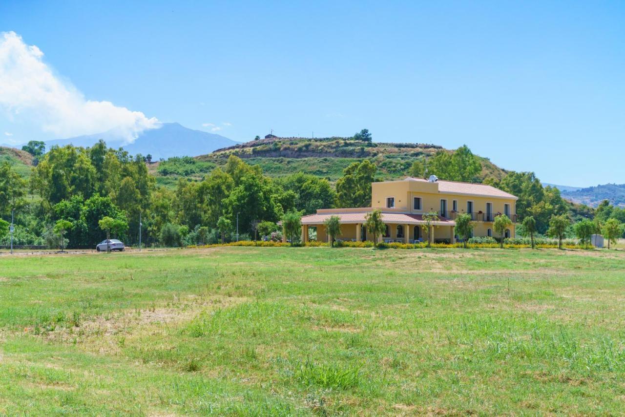 Minissale Farmhouse Calatabiano Bagian luar foto